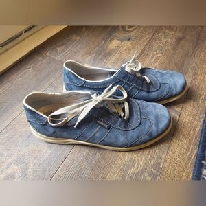 Mephisto Runoff Blue Suede Shoes Sz 8